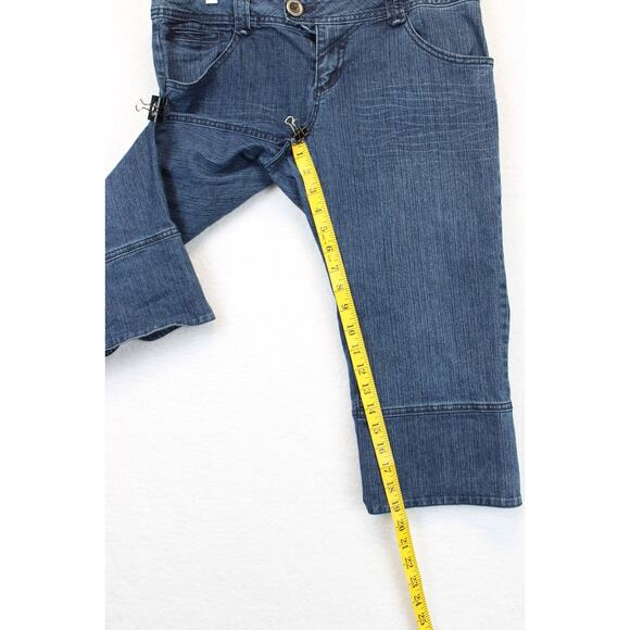 Rewind Capri Button Hem Jeans Women 9 Mid Rise Flat Front Stretch Blue Pants - Picture 8 of 13